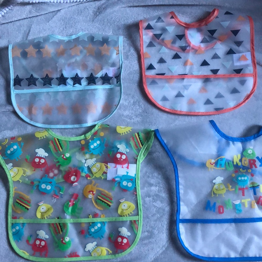 Bibs 4 new no tags